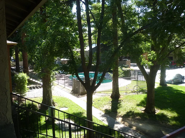 1114 Nord Ave #44 — Photo 6