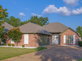 437 Springhill Xing, Brandon, MS 39047