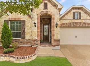 2305 Prairie Glen St, Lewisville, TX 75056