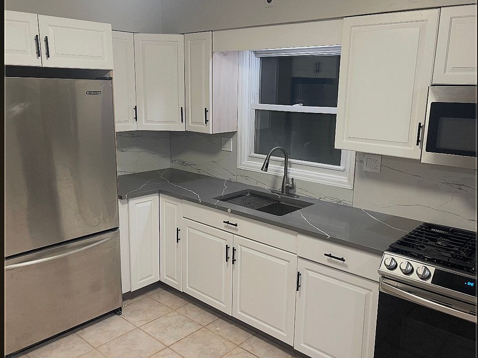 1st image of 609 Palisade Ave #2