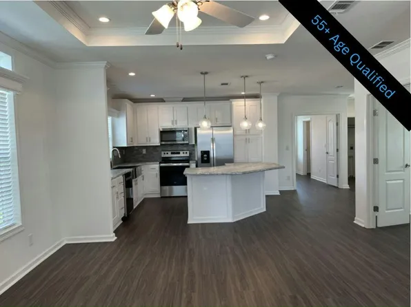 747 Pirates Rest Rd #747, North Fort Myers, FL 33917