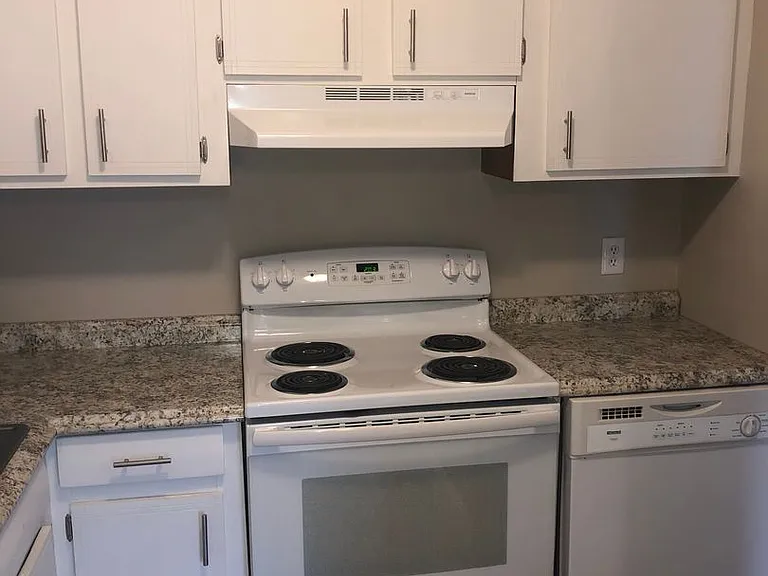 Stoneview Homes — Photo 33