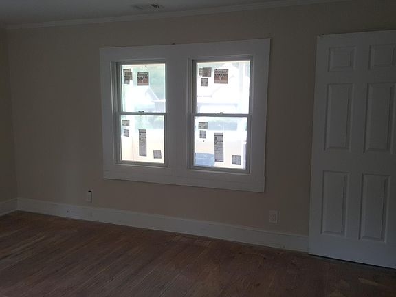 5th image of 6820 Parkway Dr