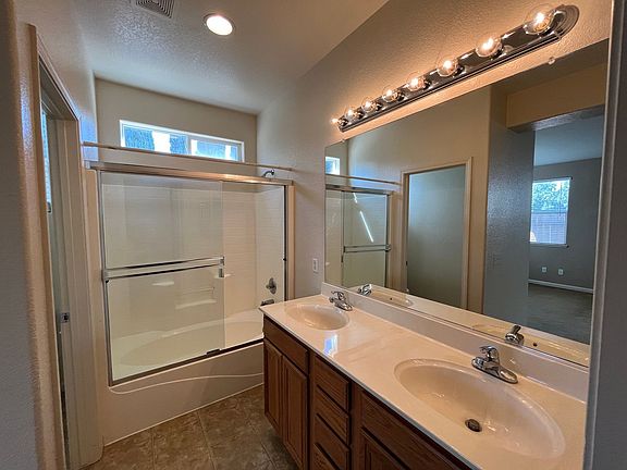 5th image of 1187 Steidlmayer Way