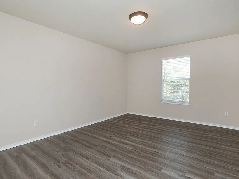 1612 Melissa Oaks Ln — Photo 24