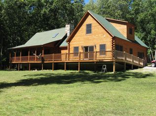 37 Sassafras Trl, Oakland, MD 21550