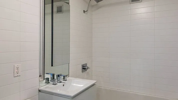 Rented by Nooklyn NYC LLC | media 49