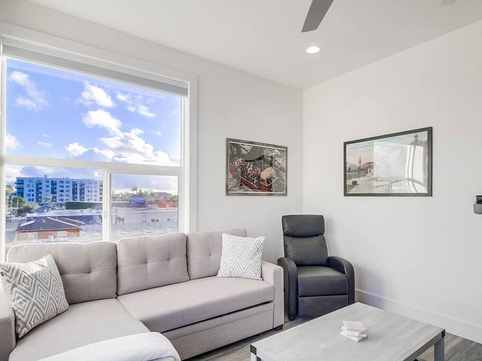 Living room with sleeping sofa