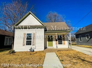 204 W Tyler St, Ennis, TX 75119