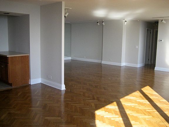 4th image of 2500 N Lakeview Ave APT 2803