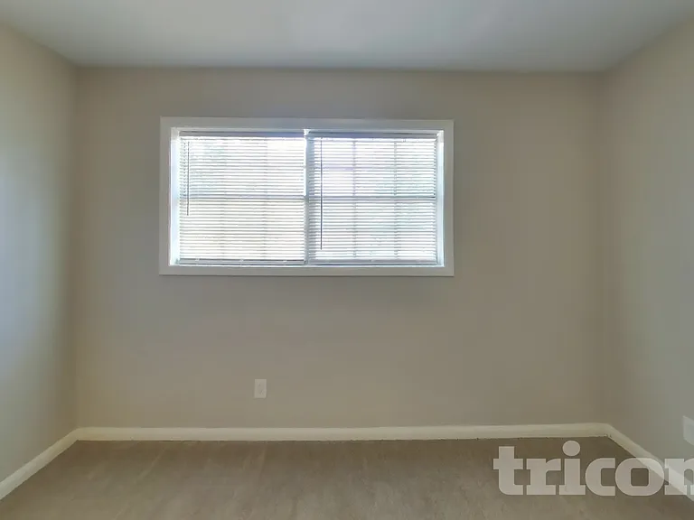 2270 Emerald Castle Dr — Photo 12