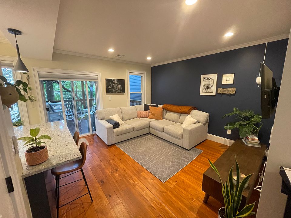 Living Room with walk out 14'x14' deck.