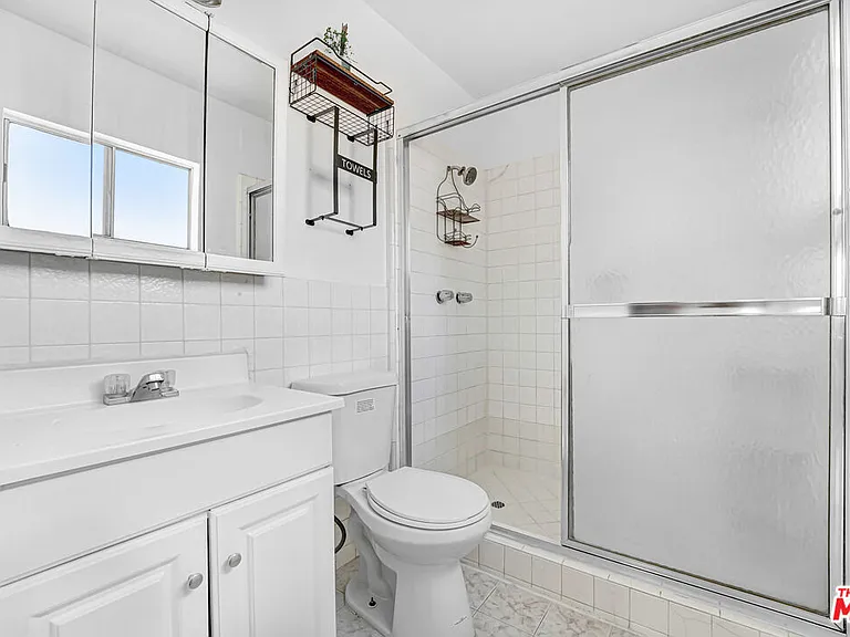 7139 Hawthorn Ave #3 — Photo 7