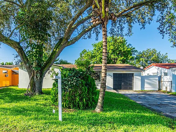 2nd image of 7636 Alhambra Blvd