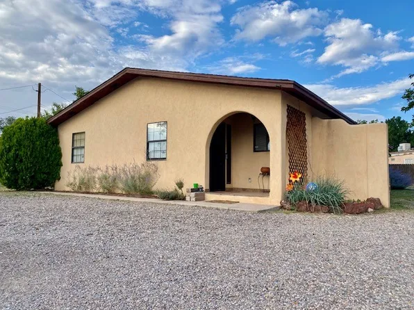 3005 Jemez Rd, Santa Fe, NM 87507