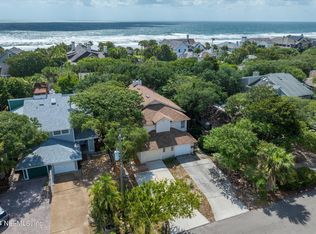 1739 Ocean Grove Dr, Atlantic Beach, FL 32233