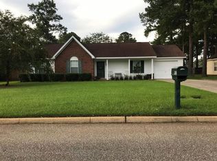 105 W Roxbury Rd, Dothan, AL 36305