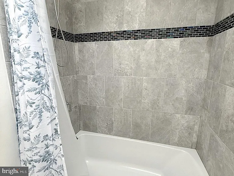 3646 Genesee Dr — Photo 14
