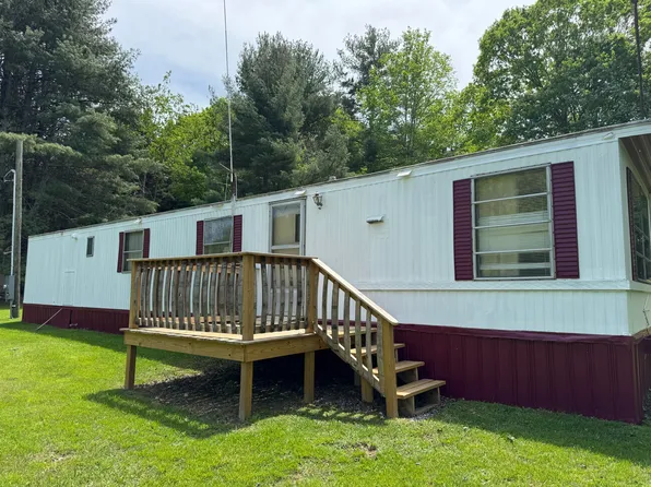 41 Ranger Ln, Green Bank, WV 24944