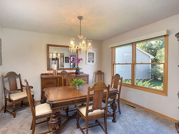 5th image of 2253 Bordeaux Dr