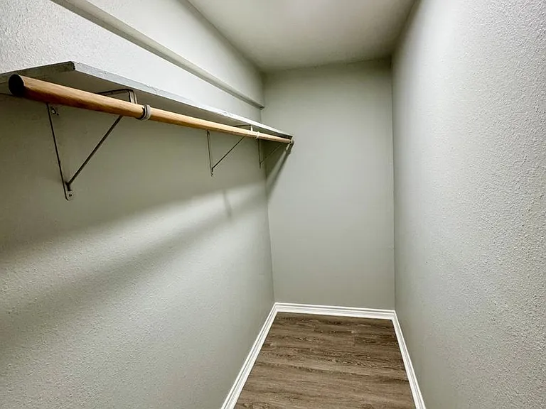 705 Sunrise Ave — Photo 59
