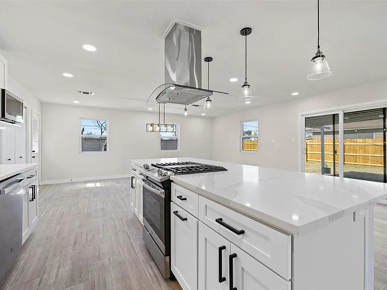 1400 Bellmar Dr — Photo 11