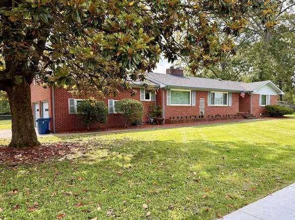 912 Hills Chapel Rd, Manchester, TN 37355