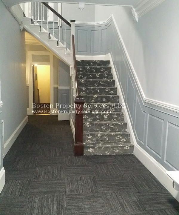 2nd image of 39 Bay State Rd #P2