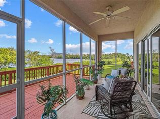 6555 99th Way N APT 20F, Saint Petersburg, FL 33708