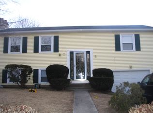21 Claire St, West Warwick, RI 02893