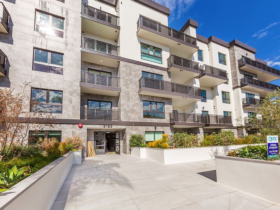 1st image of 5153 W Maplewood Ave #103
