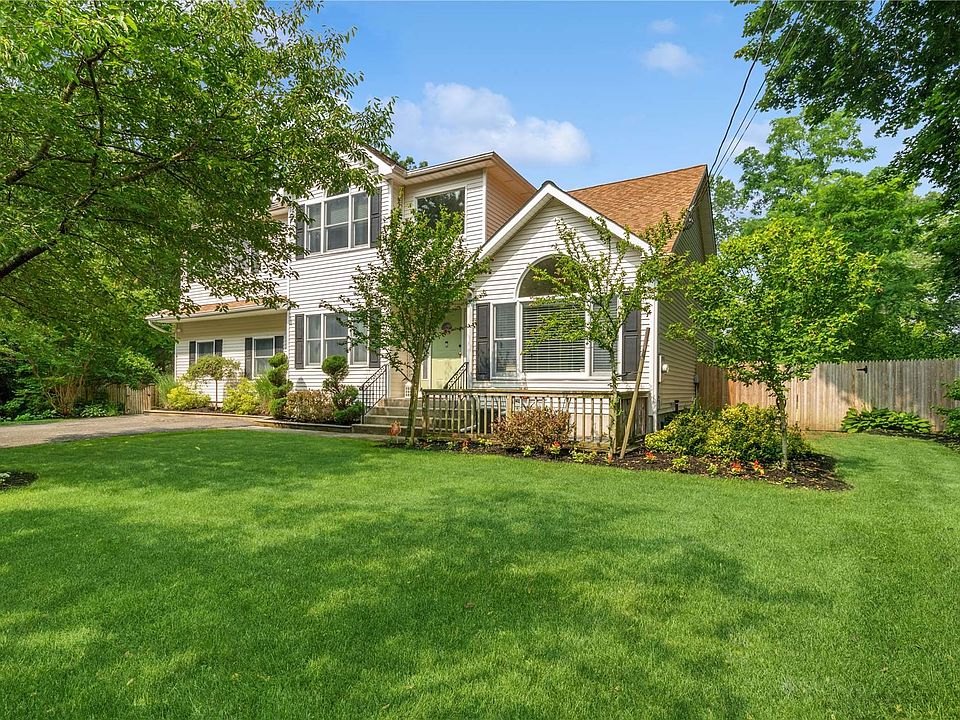 24 Wessel Lane, Medford, NY 11763 Zillow