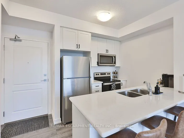 470 Dundas St E #314 — Photo 13