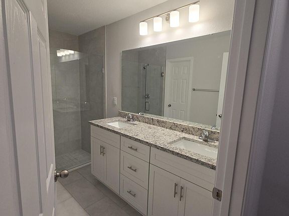 3rd image of 321 SAGO Avenue