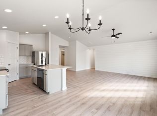 6311 N Seawind Ave, Meridian, ID 83646