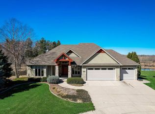 1272 Serena Ln, Burlington, WI 53105