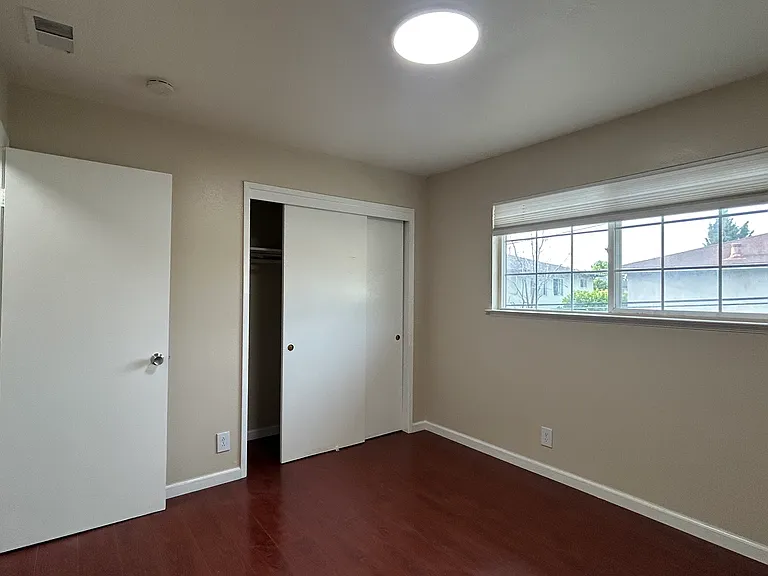 665 E Olive Ave #4 — Photo 13