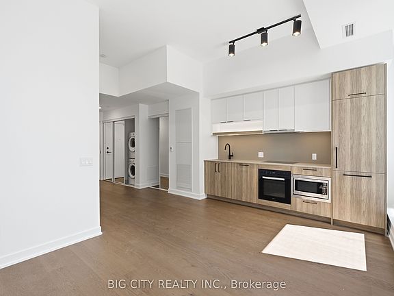 4th image of 91 Montclair Ave #829