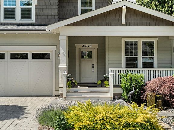 4th image of 43275 Old Orchard Ln
