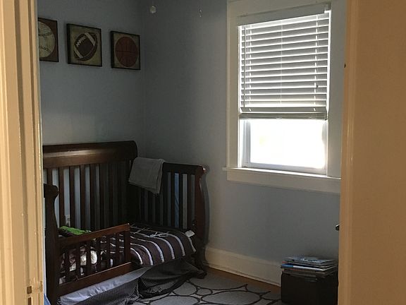 5th image of 908 Lincoln Pl