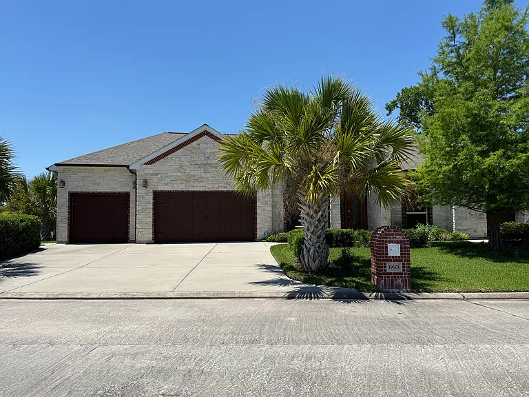 19603 Fairway Island Dr — Photo 10