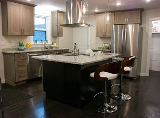 10 Wilbur Rd, New Hartford, NY 13413