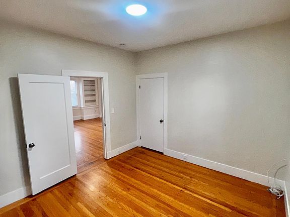 5th image of 243 N Ellsworth Ave APT C