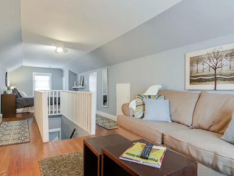 622 Benton Ave — Photo 7