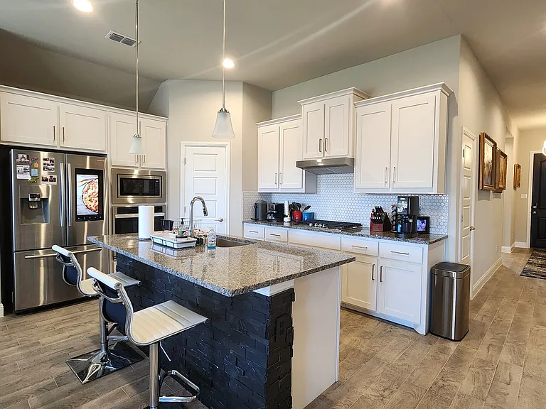 2221 Redwing Dr — Photo 24