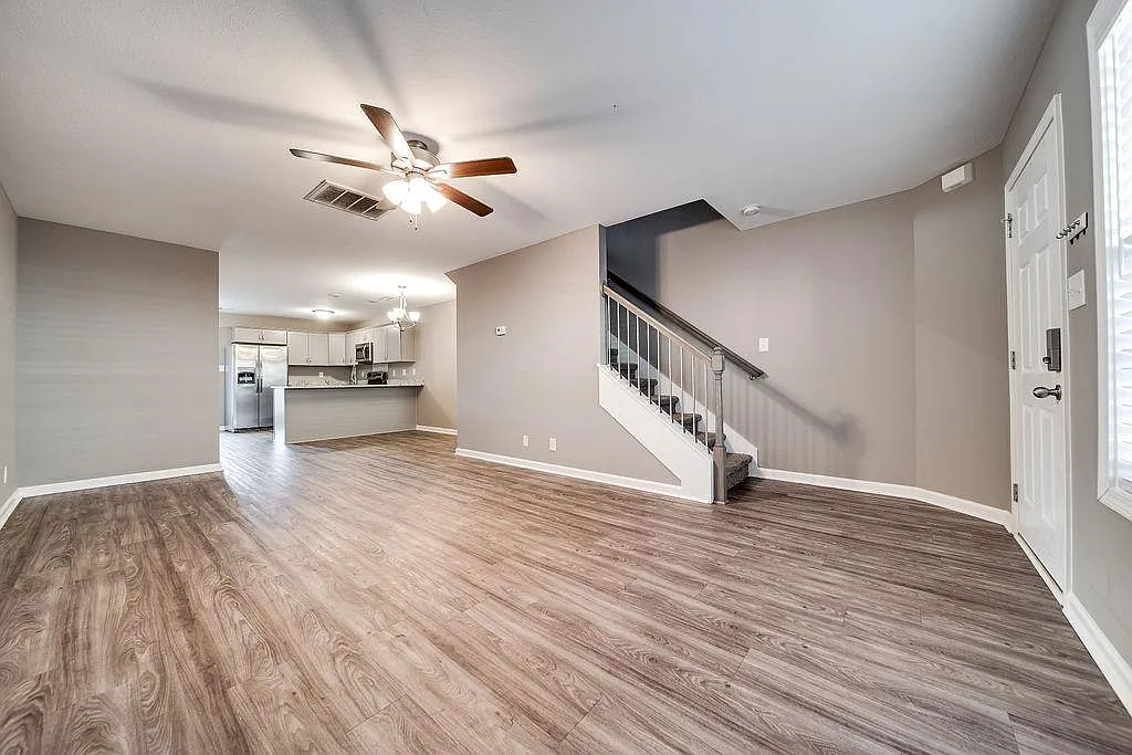 955 Big Sky Dr — Photo 4