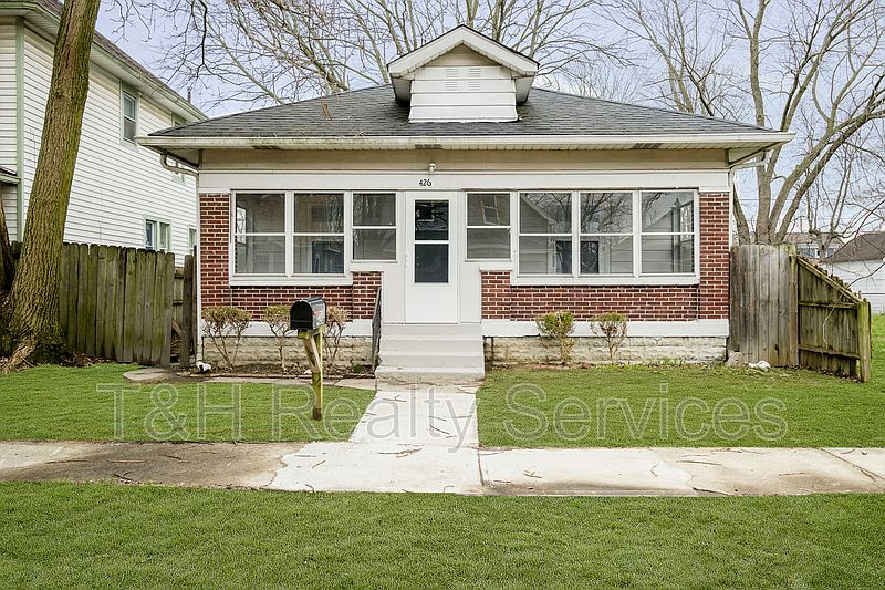 1st image of 426 N Grant Ave