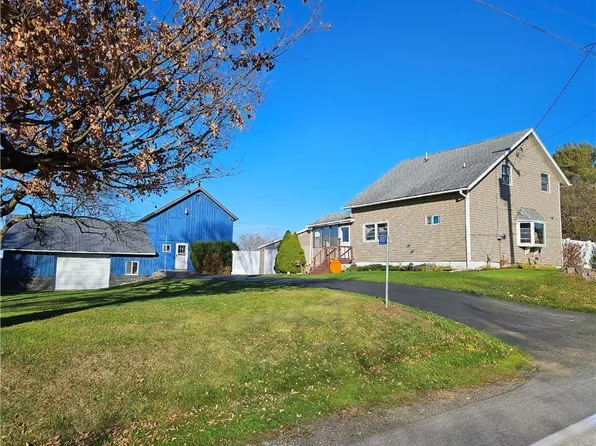 1107 Chaffee Rd, Arcade, NY 14009