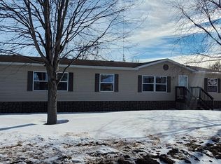 617 6th Ave, Milnor, ND 58060