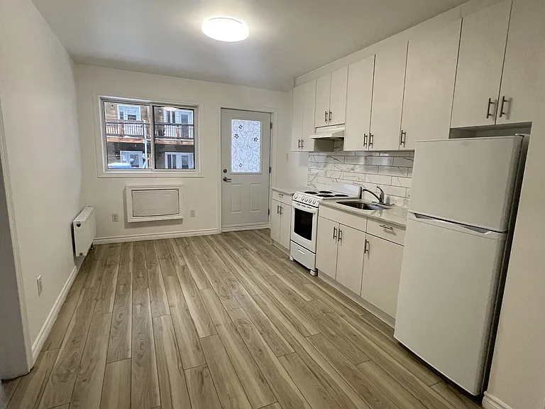 630 Cummings Ave — Photo 180